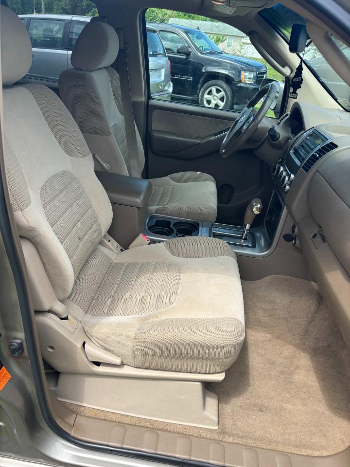 Nissan Pathfinder SE 2007