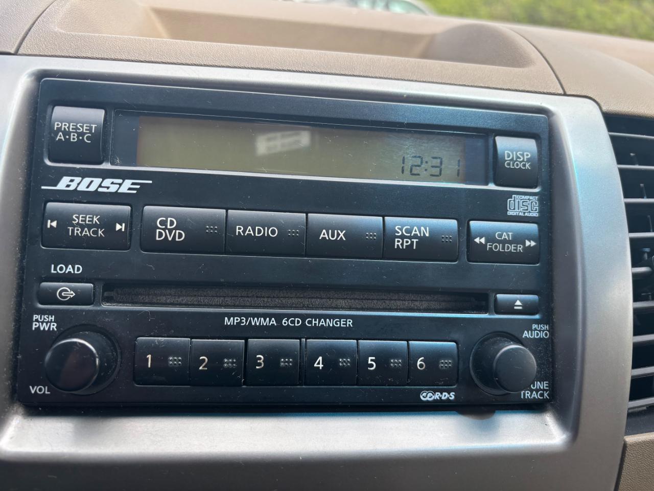 Nissan Pathfinder SE 2007