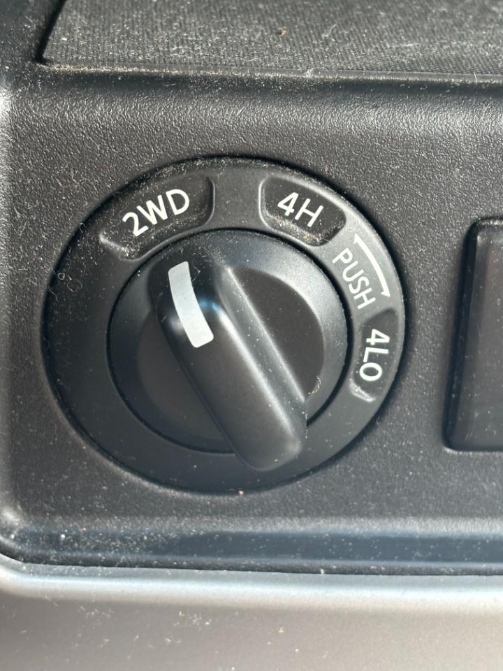 Nissan Pathfinder SE 2007