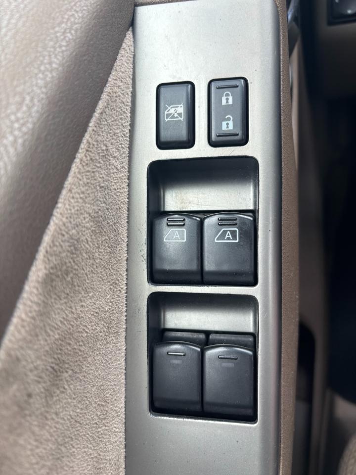 Nissan Pathfinder SE 2007