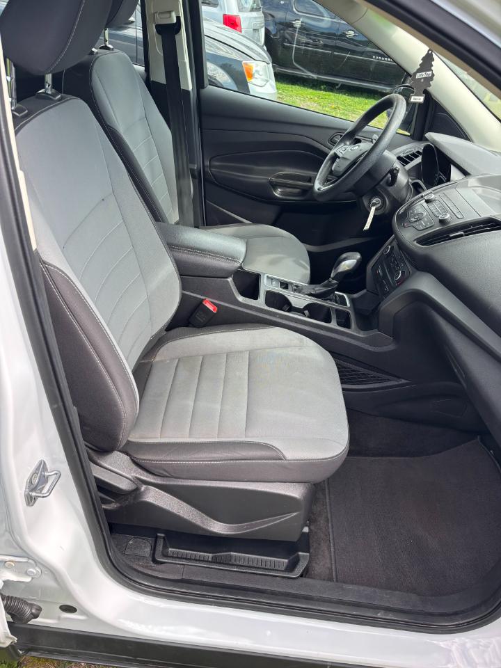 Ford Escape S FWD 2019