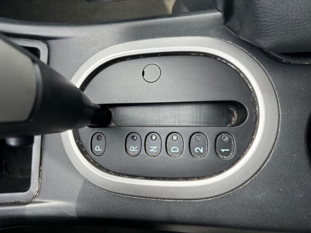 Ford Escape 4dr 2.3L XLT 4WD 2006