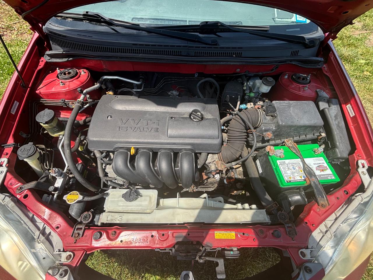 Toyota Corolla LE 2004