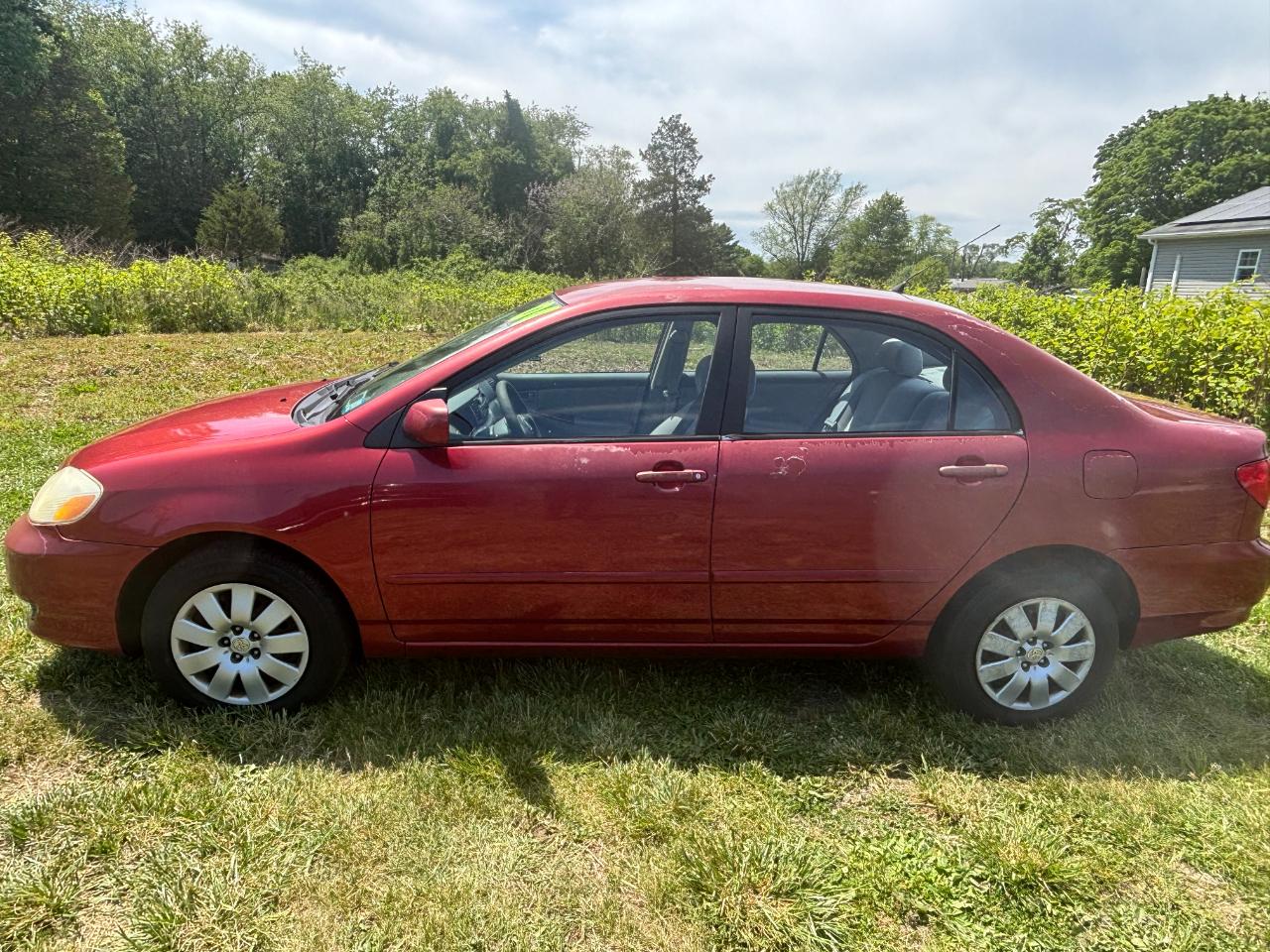 Toyota Corolla LE 2004