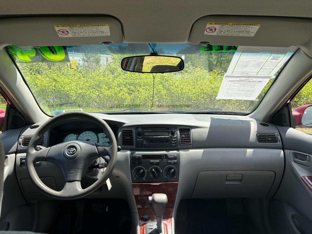 Toyota Corolla LE 2004