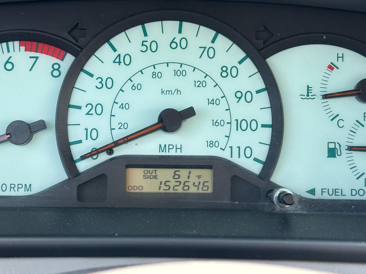 Toyota Corolla LE 2004