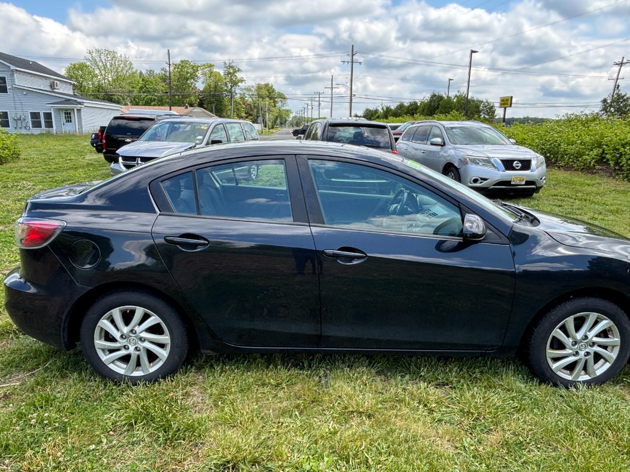 Mazda MAZDA3 i Touring 2012