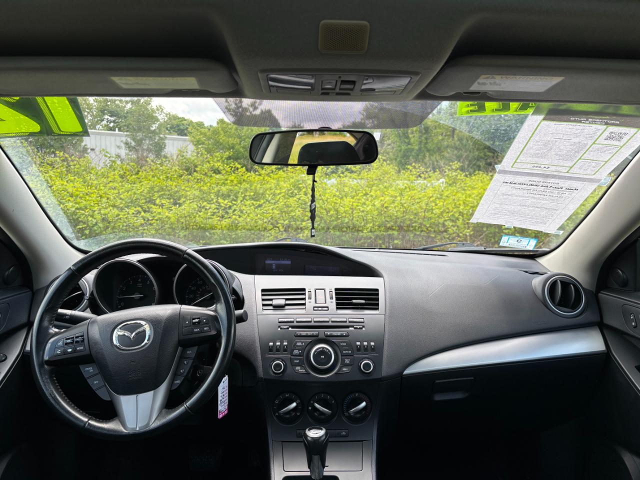 Mazda MAZDA3 i Touring 2012