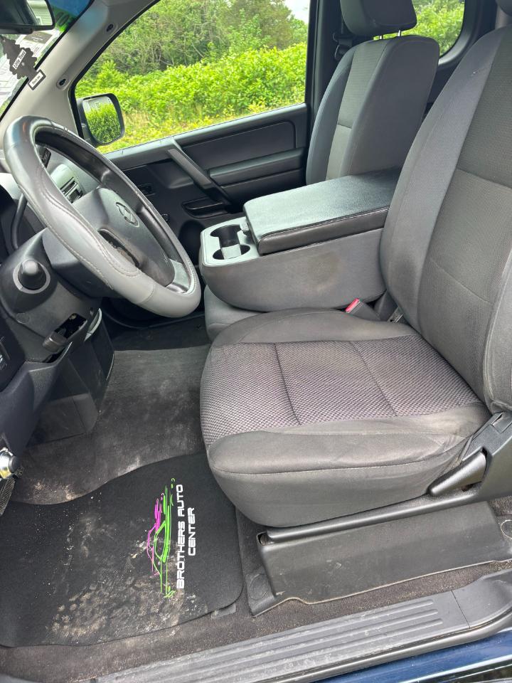 Nissan Titan SE 2008