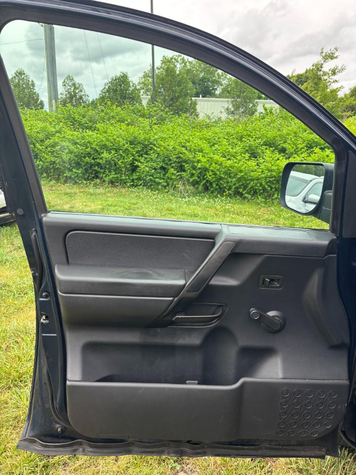 Nissan Titan SE 2008