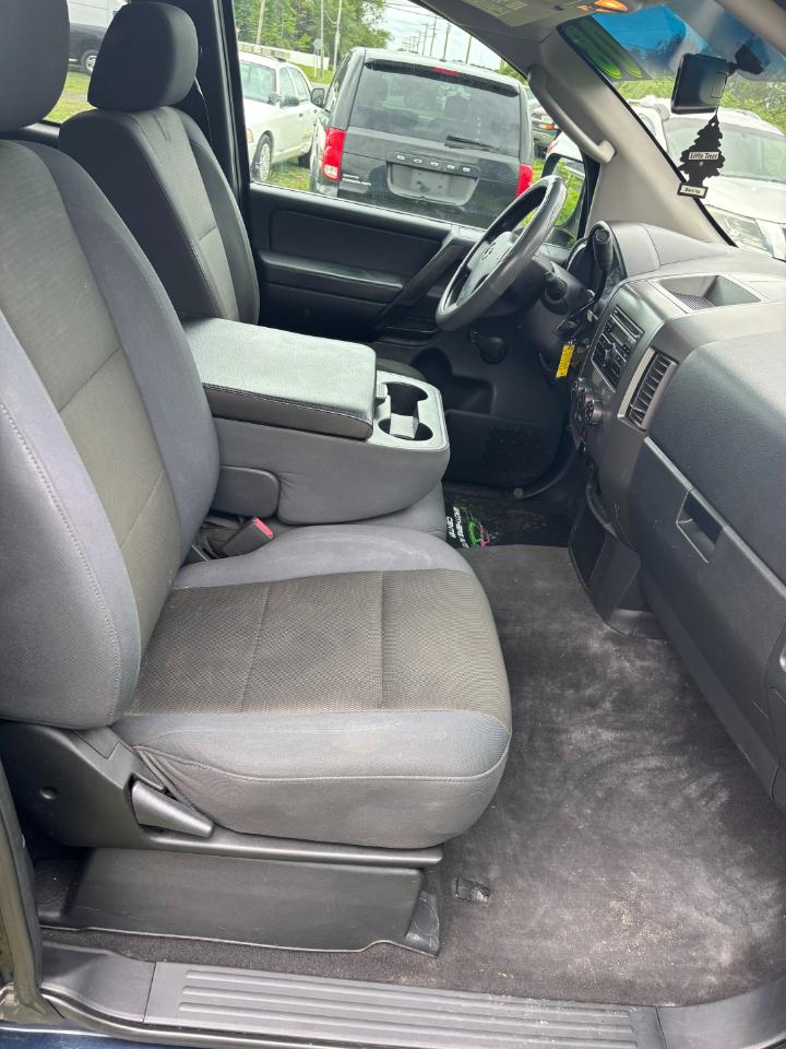 Nissan Titan SE 2008