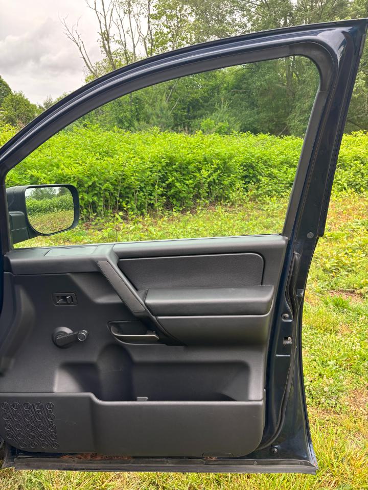 Nissan Titan SE 2008