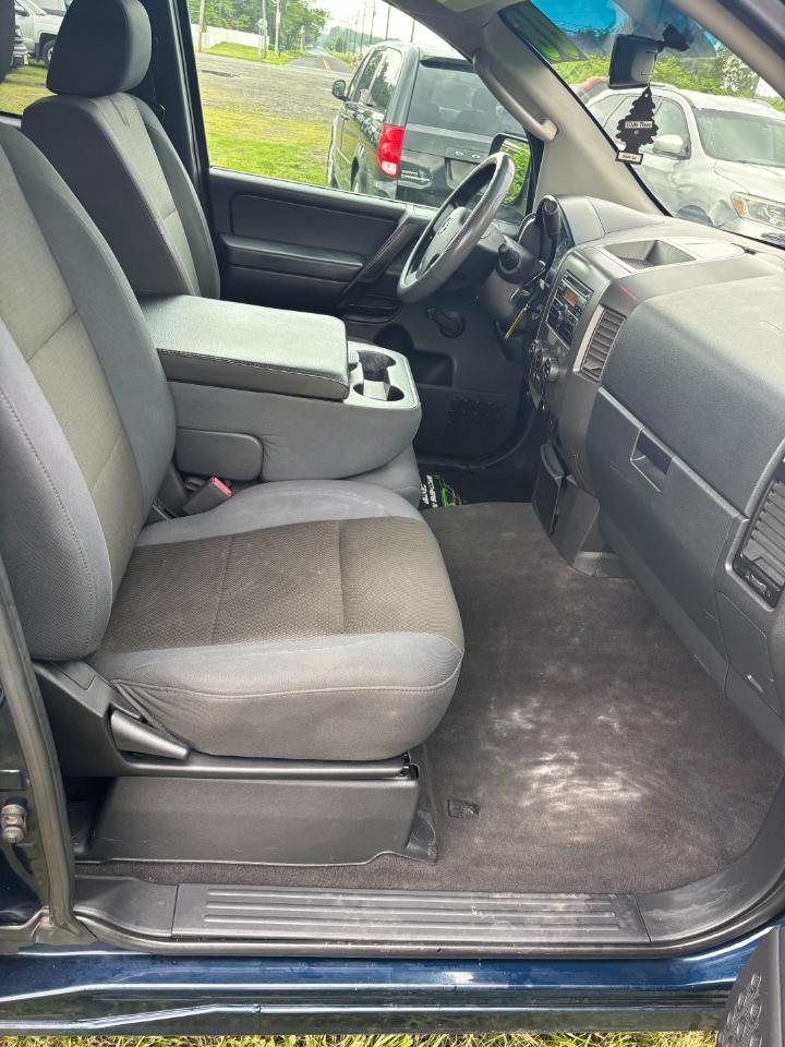 Nissan Titan SE 2008