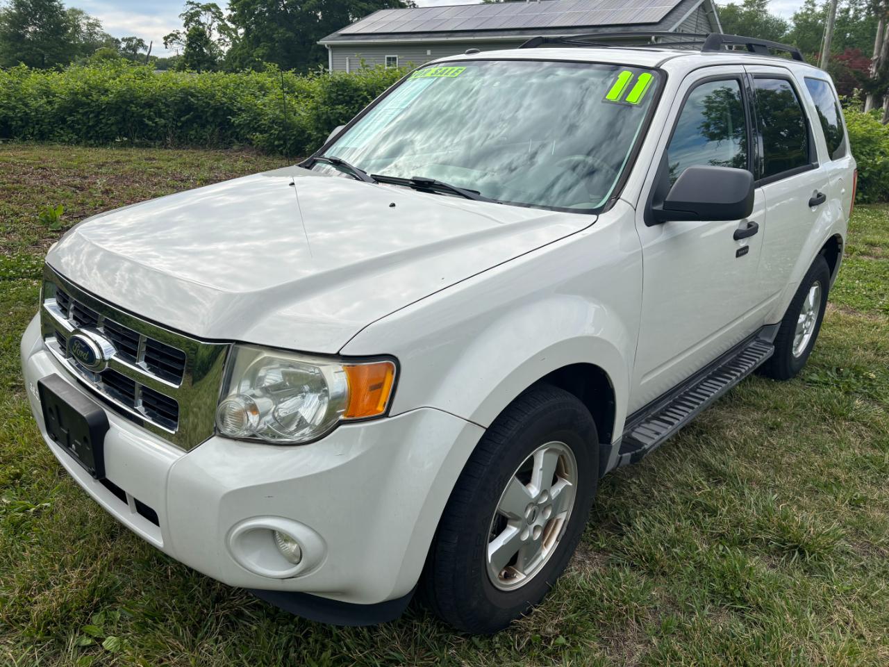 Ford Escape FWD 4dr XLT 2011