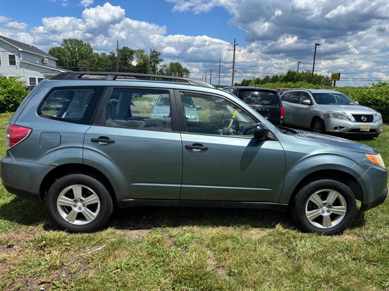 Subaru Forester 2.5X 2011