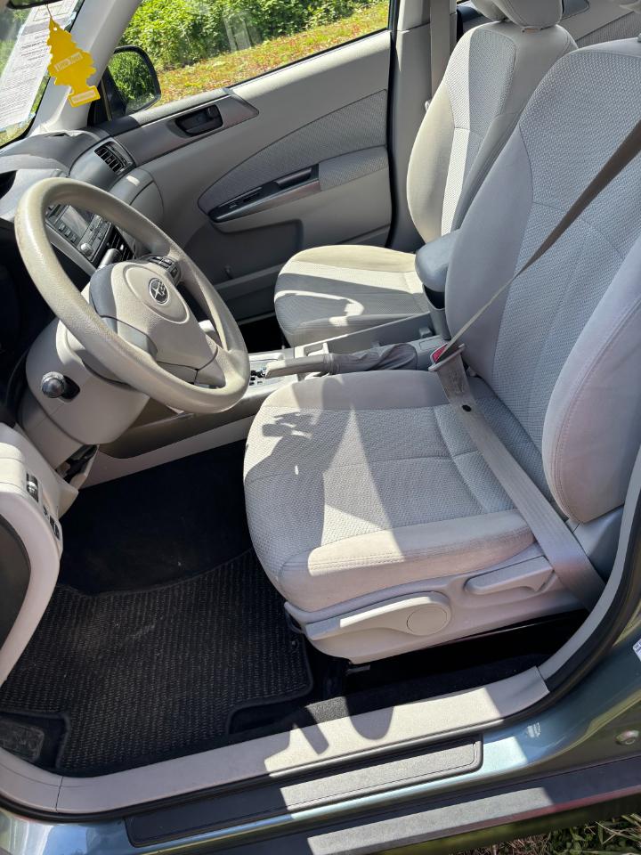 Subaru Forester 2.5X 2011