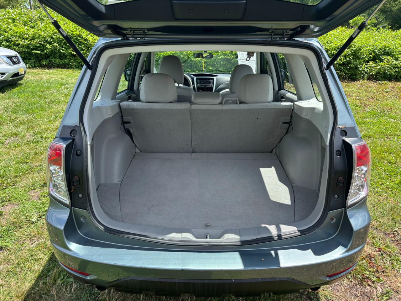 Subaru Forester 2.5X 2011