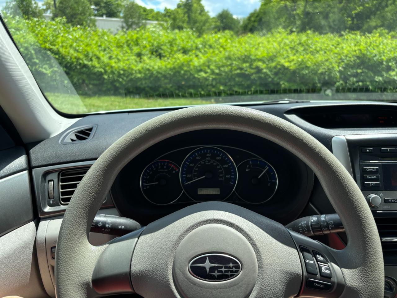 Subaru Forester 2.5X 2011