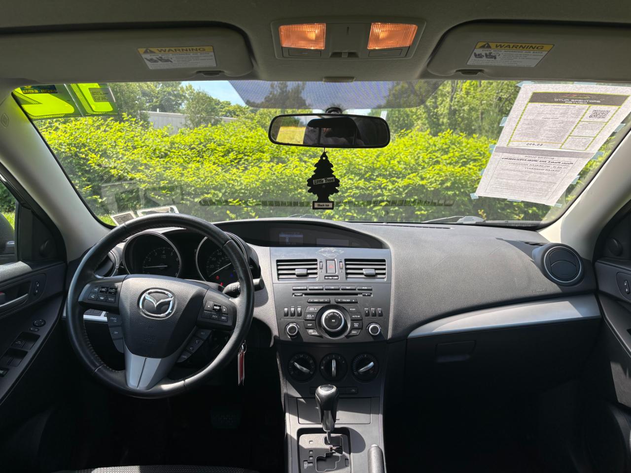 Mazda MAZDA3 i Touring 2012