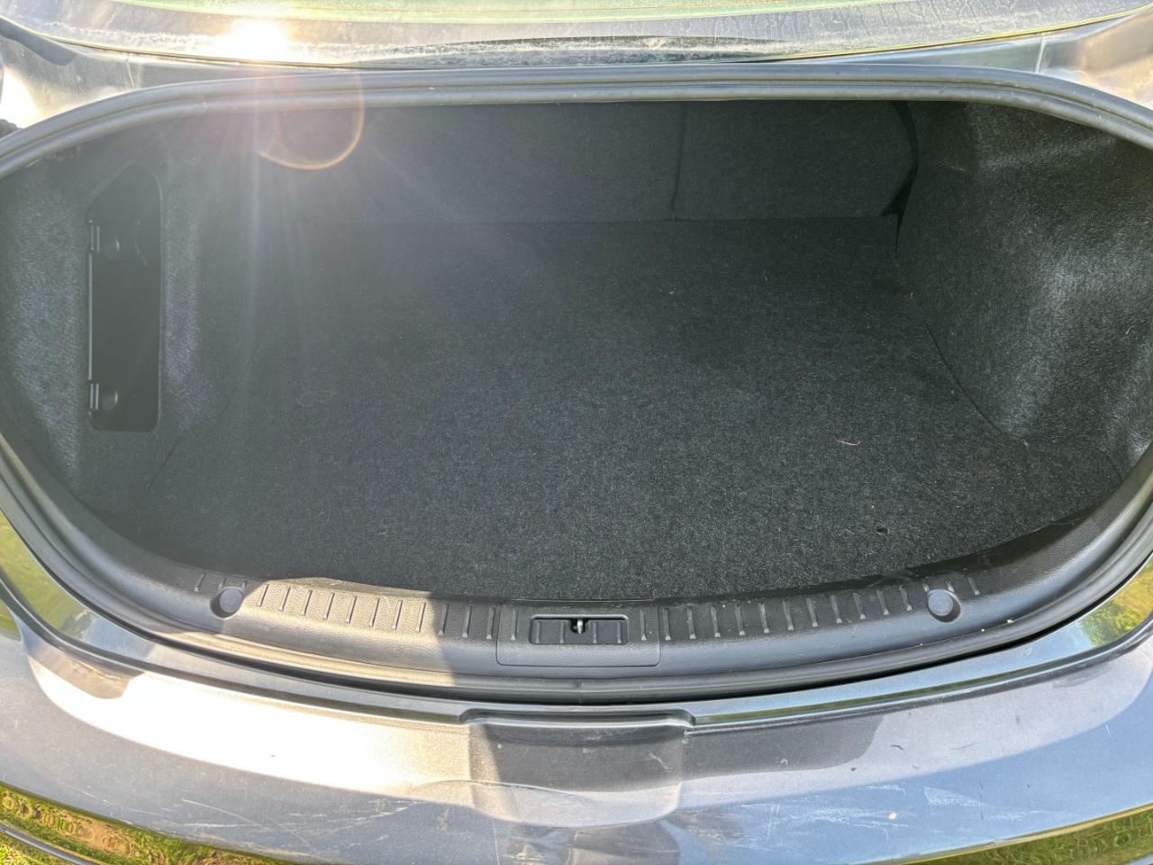 Mazda MAZDA3 i Touring 2012