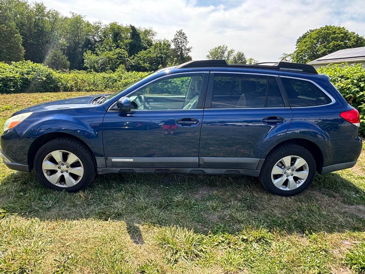 Subaru Outback 2.5i Premium 2010
