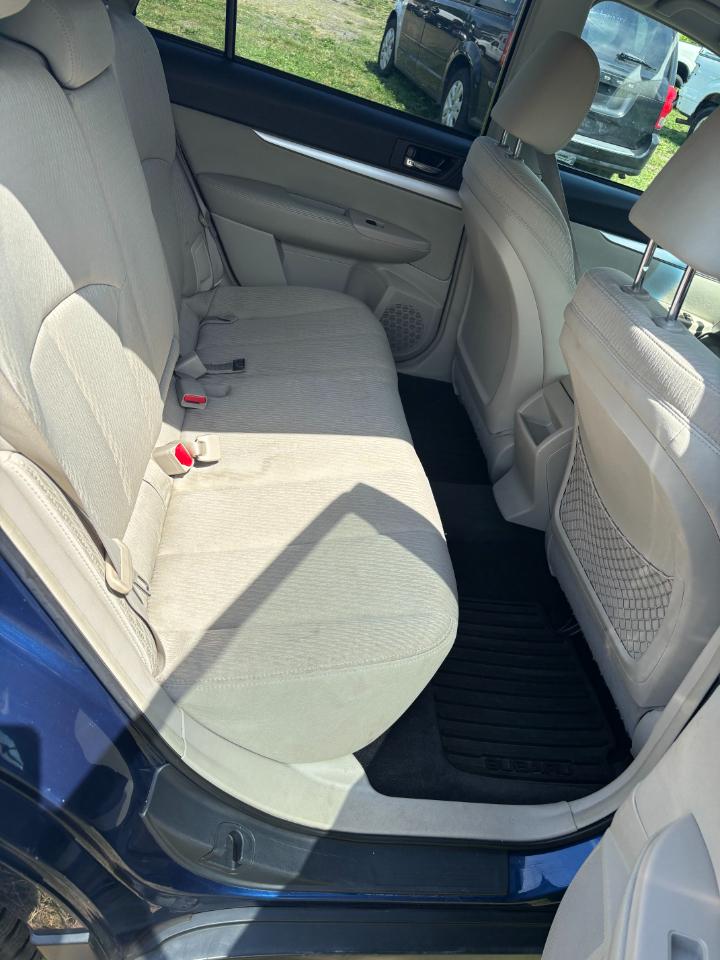 Subaru Outback 2.5i Premium 2010