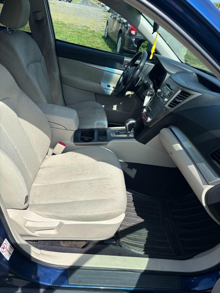 Subaru Outback 2.5i Premium 2010