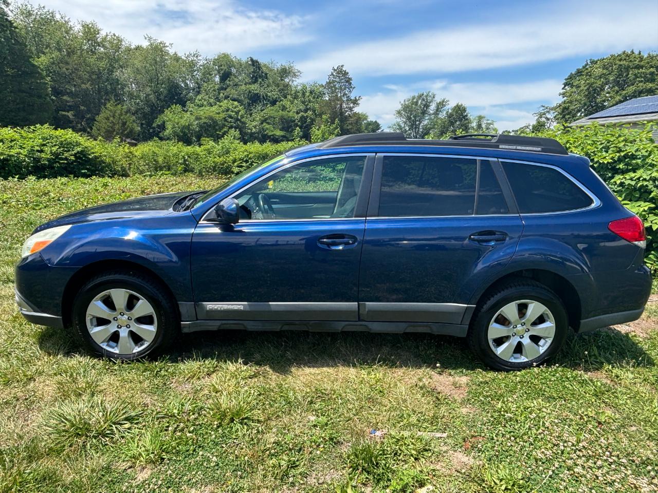 Subaru Outback 2.5i Premium 2010