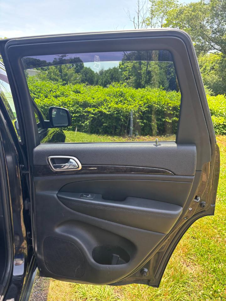 Jeep Grand Cherokee 4WD 4dr Laredo 2013