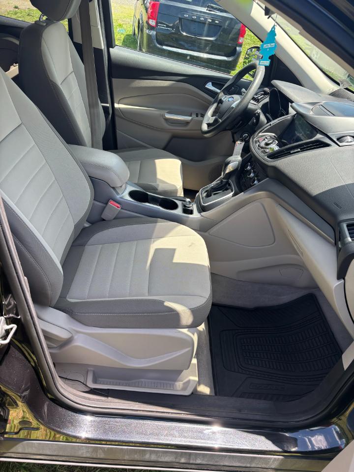 Ford Escape 4WD 4dr SE 2014
