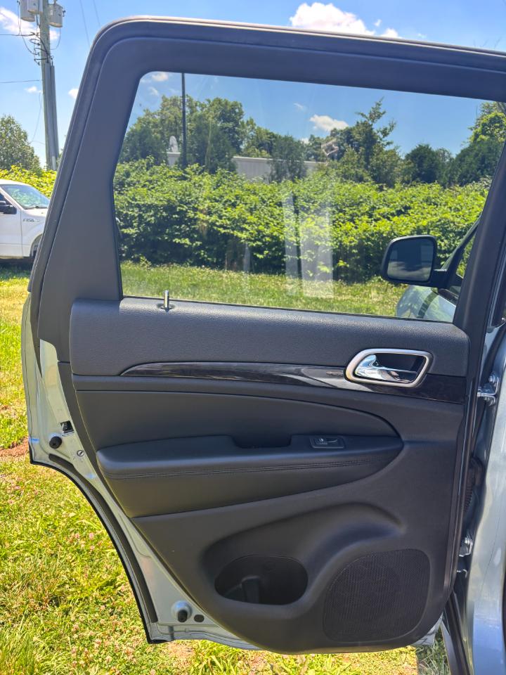 Jeep Grand Cherokee Laredo 2013