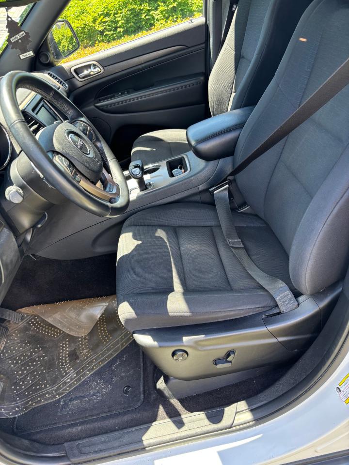 Jeep Grand Cherokee Laredo 2015