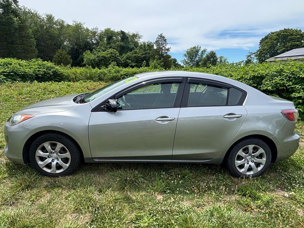 Mazda MAZDA3 i Sport 2013