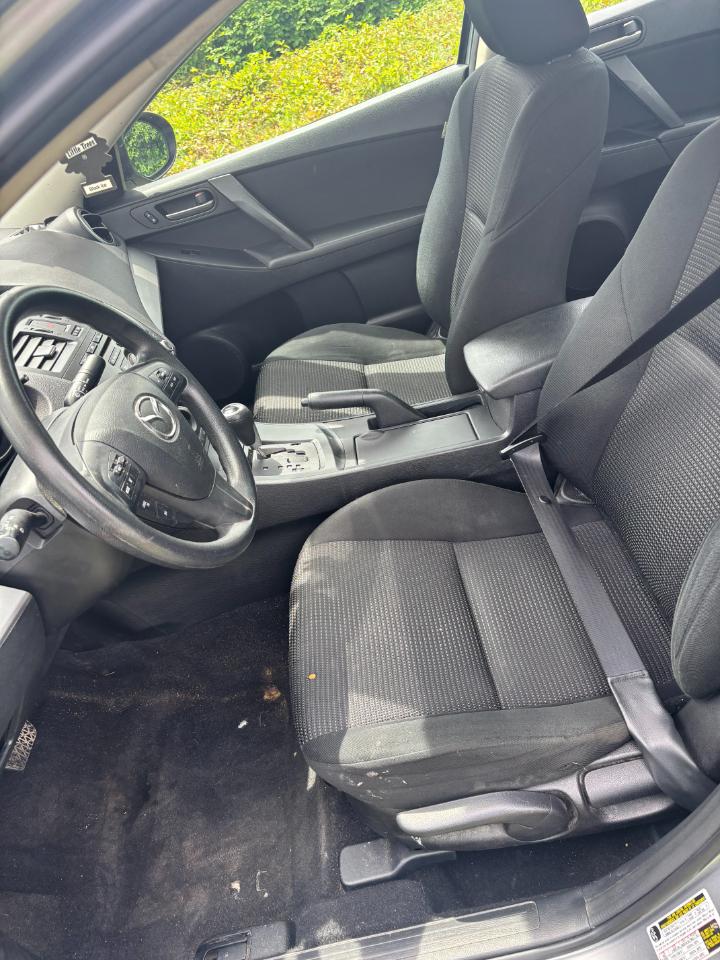 Mazda MAZDA3 i Sport 2013