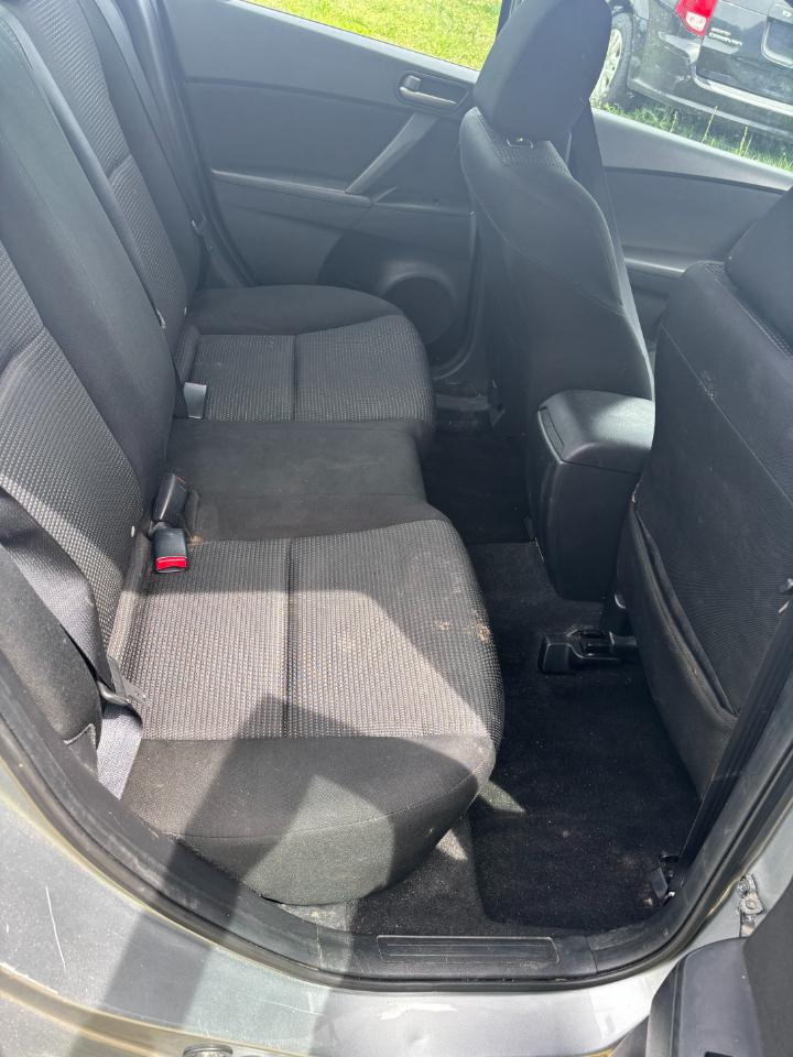 Mazda MAZDA3 i Sport 2013