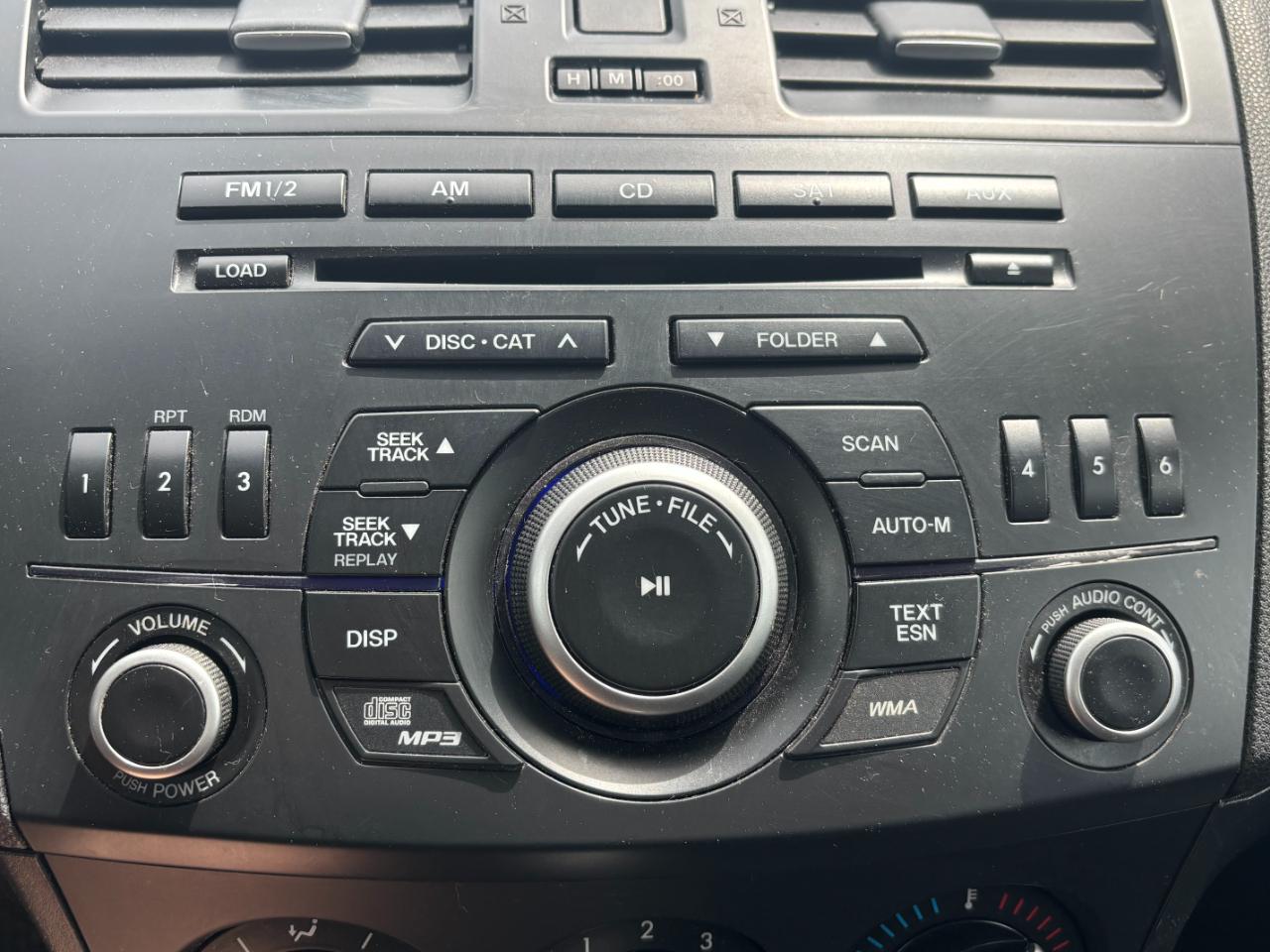 Mazda MAZDA3 i Sport 2013