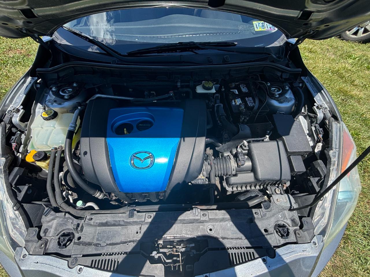 Mazda MAZDA3 i Sport 2013