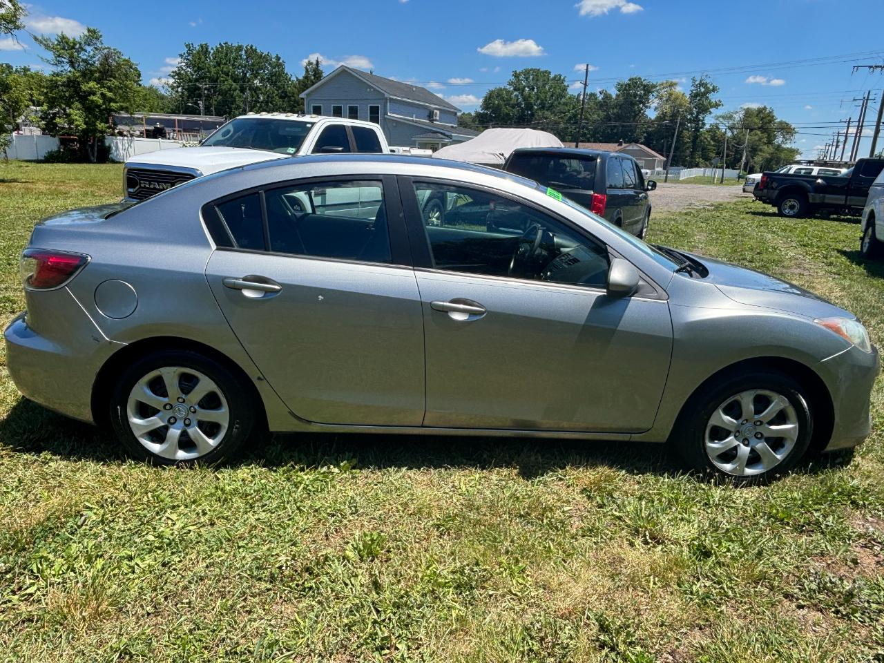 Mazda MAZDA3 i Sport 2013