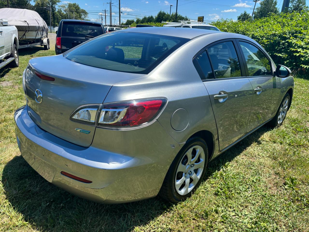 Mazda MAZDA3 i Sport 2013