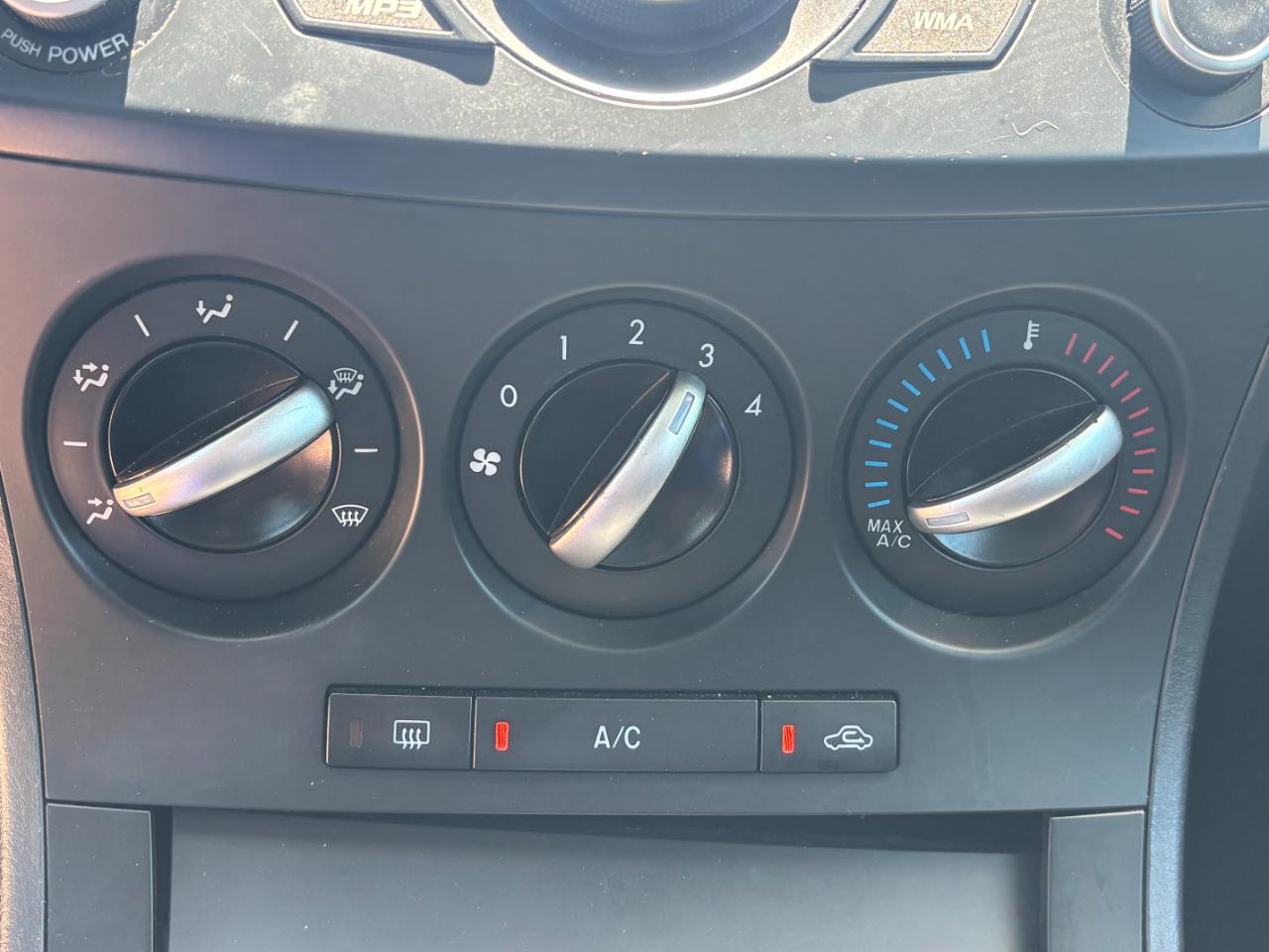 Mazda MAZDA3 i Sport 2013