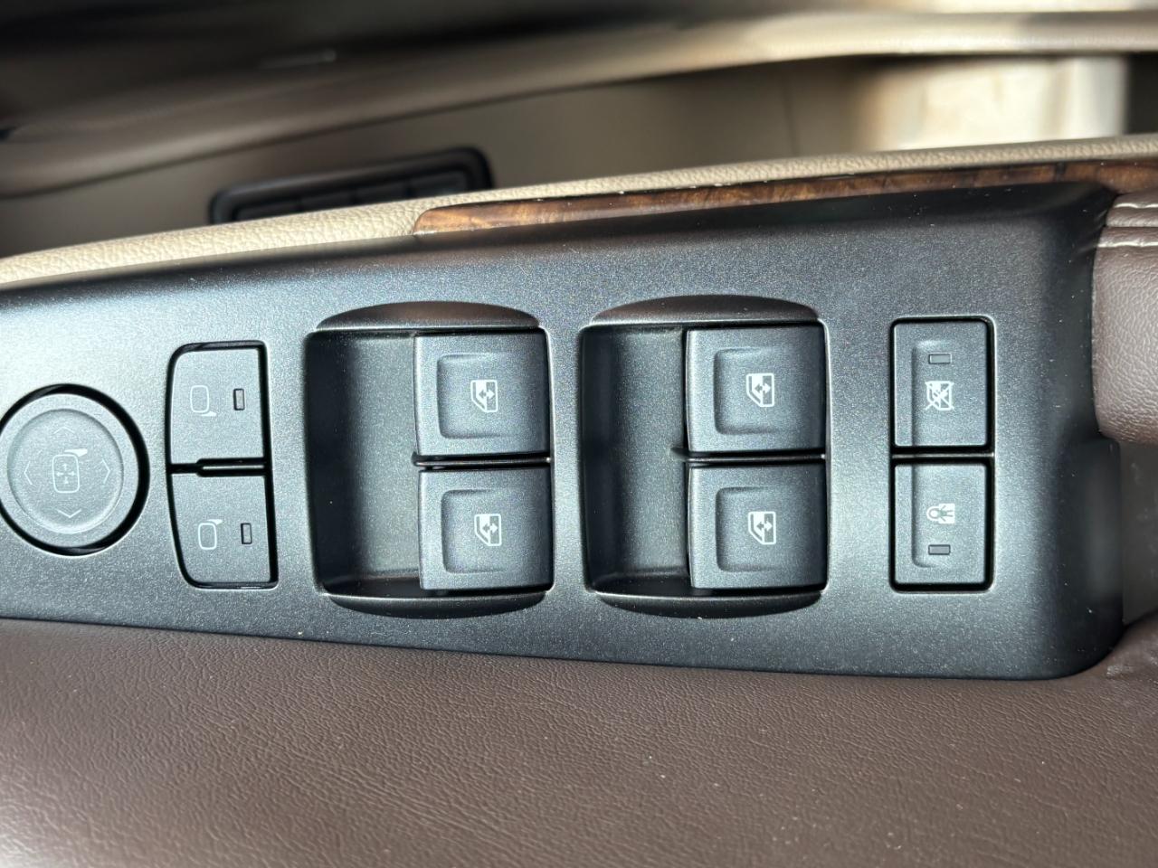 Chevrolet Tahoe 4WD 4dr LT 2018