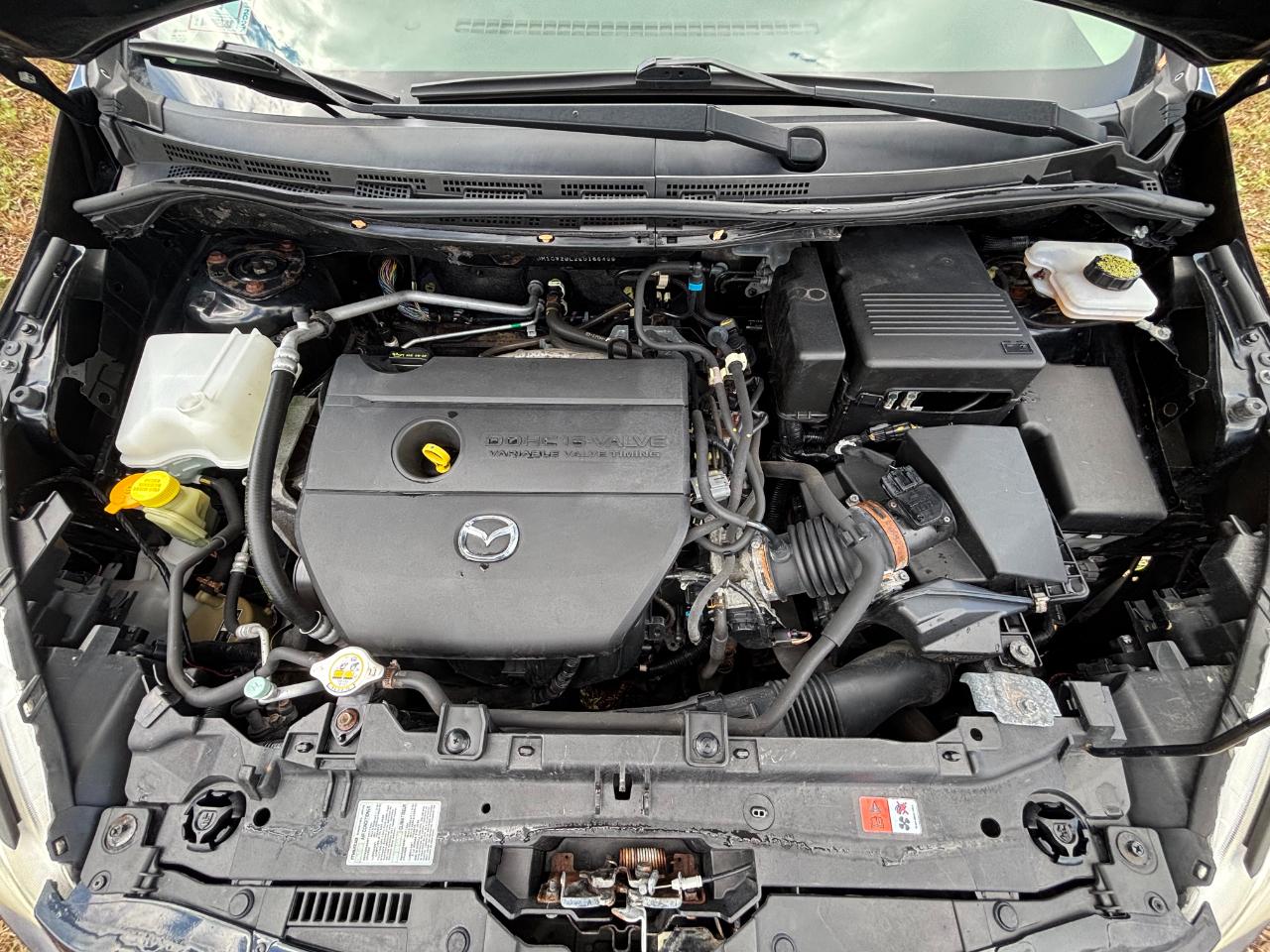 Mazda MAZDA5 Sport 2014