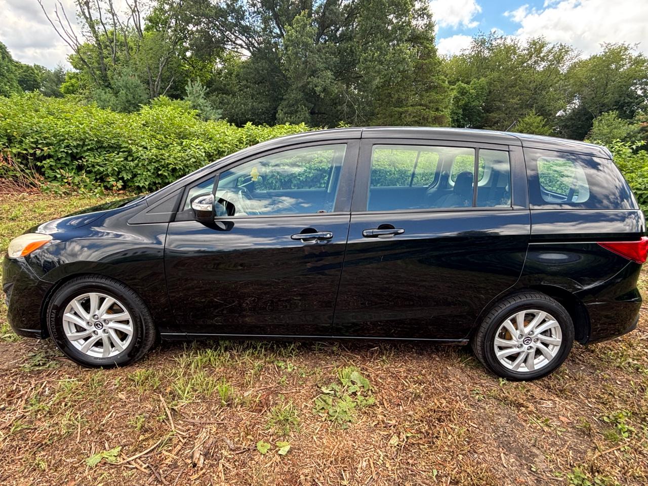 Mazda MAZDA5 Sport 2014