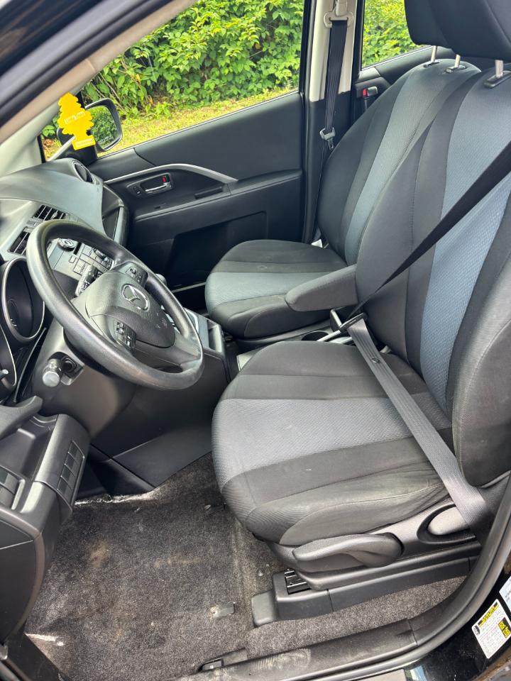 Mazda MAZDA5 Sport 2014