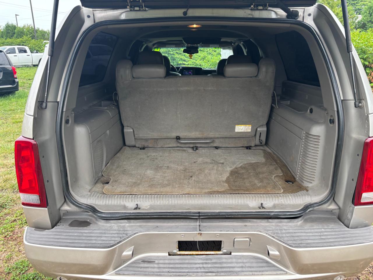 Cadillac Escalade ESV 2004
