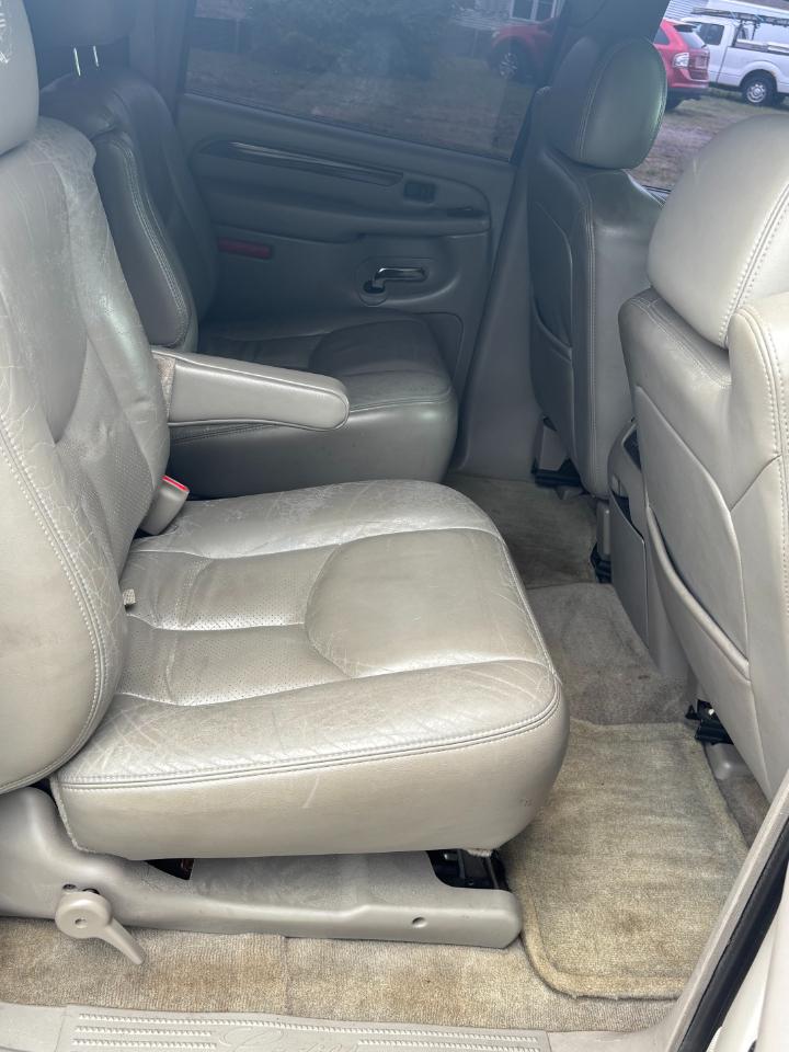 Cadillac Escalade ESV 2004