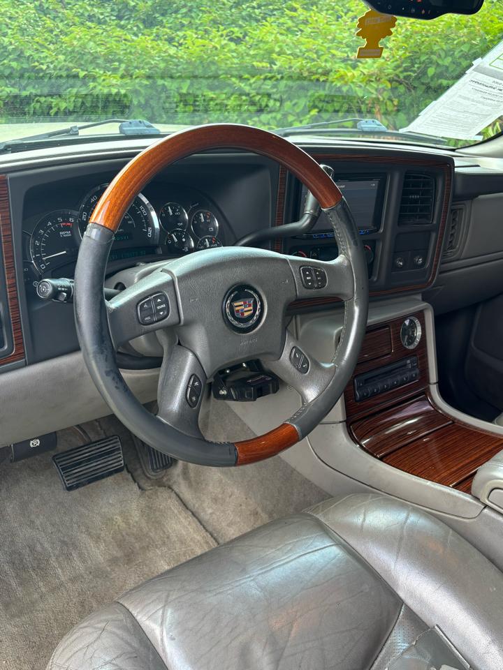 Cadillac Escalade ESV 2004