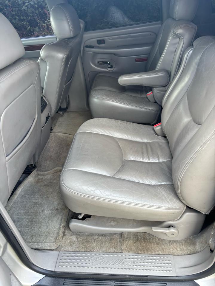 Cadillac Escalade ESV 2004