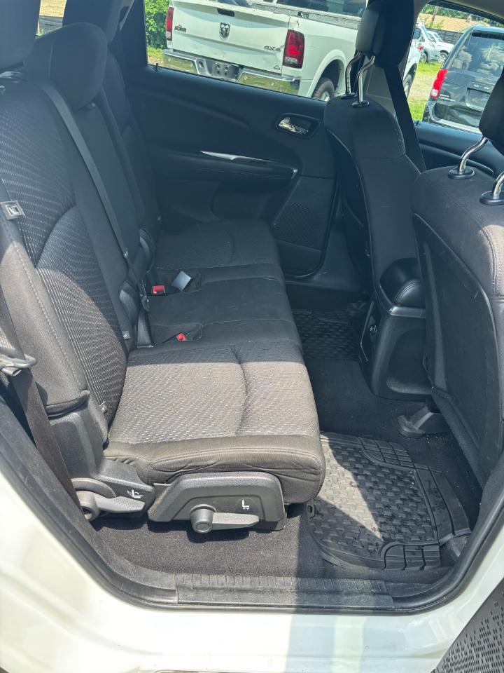 Dodge Journey FWD 4dr SXT 2015