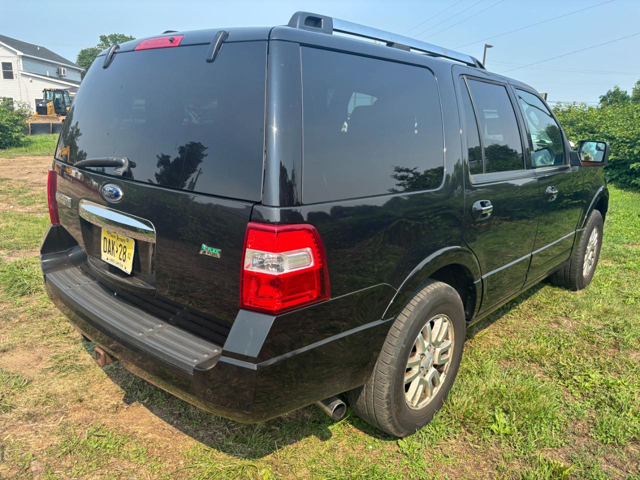 Ford Expedition 4WD 4dr Limited 2013